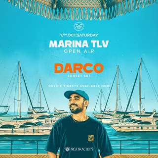 תמונה של DARCO מנגן בסט שקיעה ב-SEA SOCIETY במרינה תל אביב
